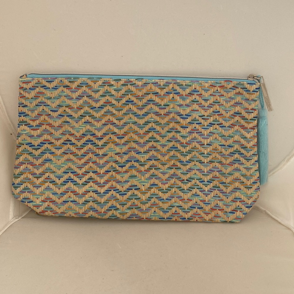 Lancôme pouch